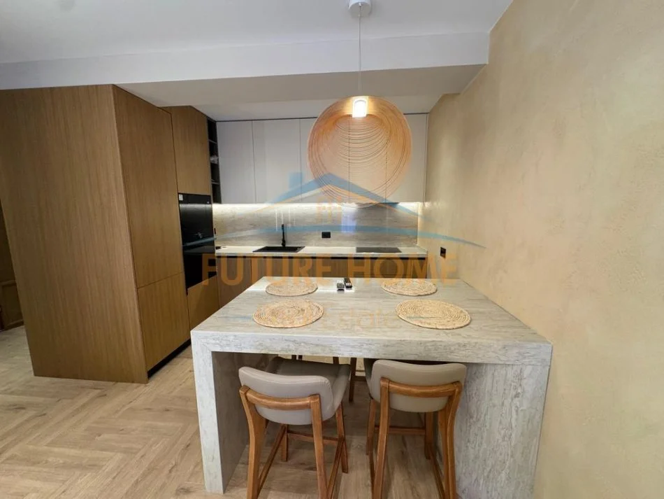 Tirane, shitet apartament 1+1 Kati 1, 85 m² 188.000 € (Kodra e Diellit)