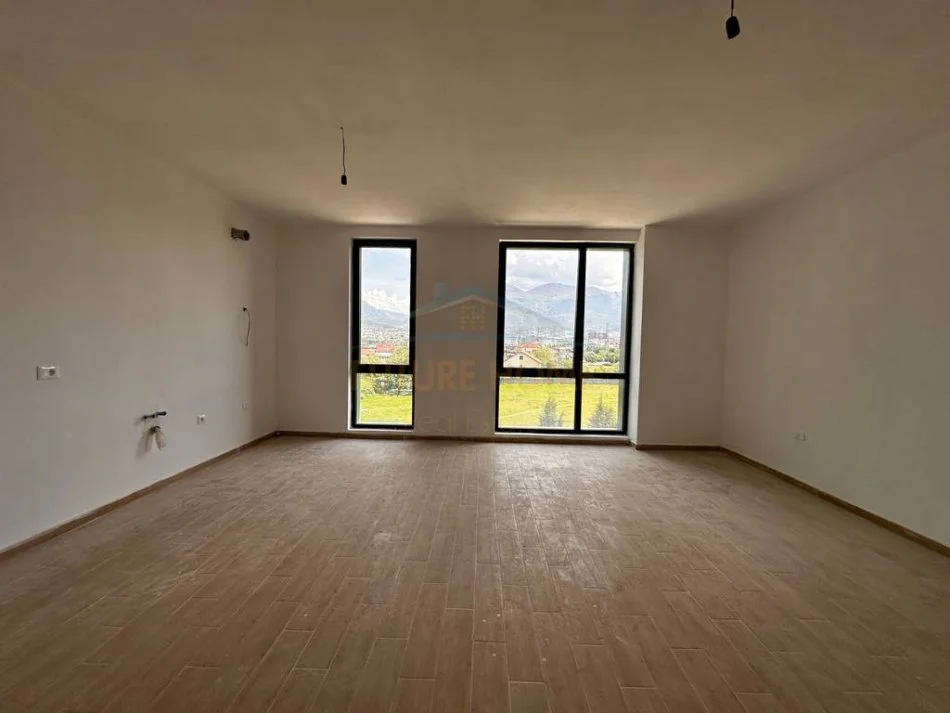 Tirane, shitet apartament 1+1+Aneks+Ballkon Kati 3, 78 m² 168.000 € (Jordan Misja)