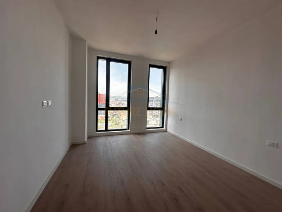 Tirane, shitet apartament 1+1 Kati 9, 80 m² 175.000 € (Jordan Misja)