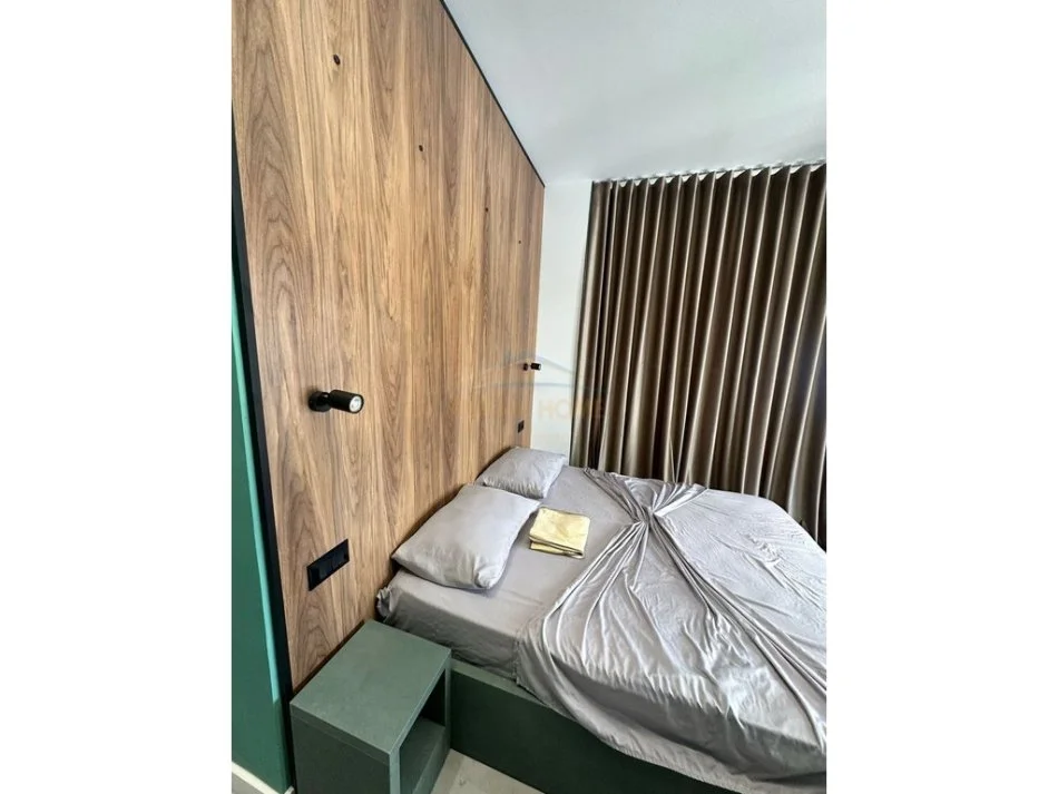 Tirane, shitet apartament 1+1 Kati 5, 73 m² 220.000 € (Shallvaret)