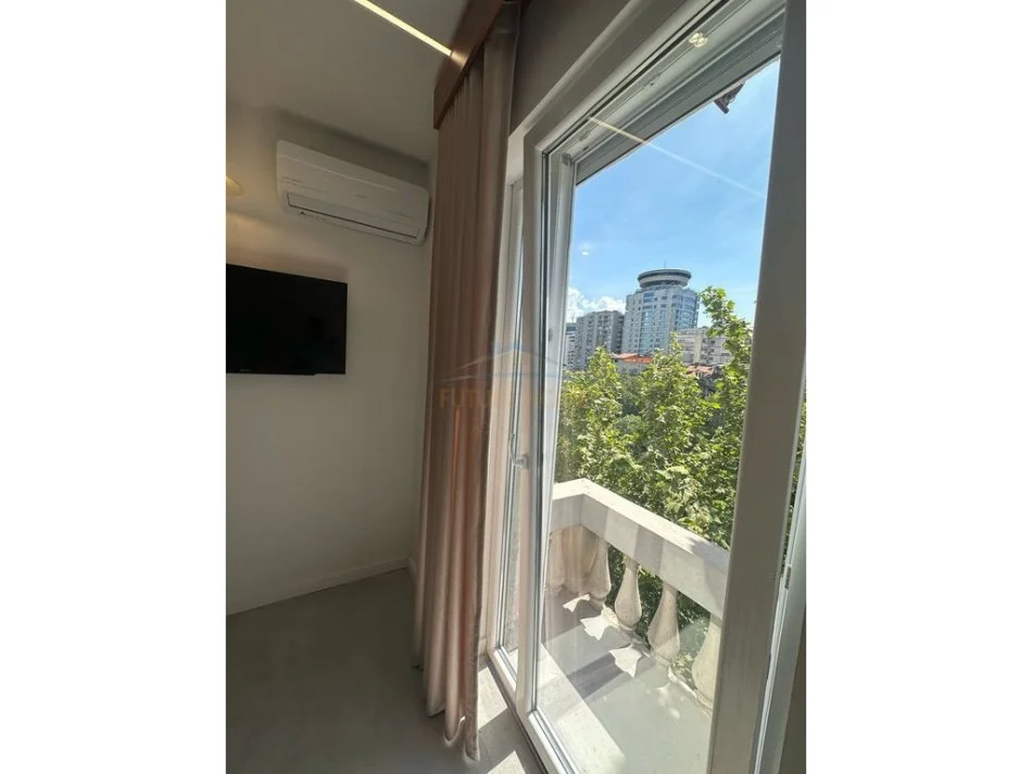 Tirane, shitet apartament 2+1 Kati 5, 220.000 € (Shallvaret)