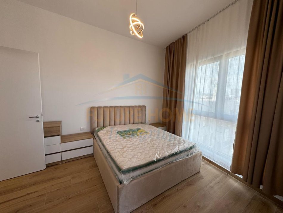 Tirane, jepet me qera apartament 1+1+Ballkon Kati 8, 70 m² 650 € 