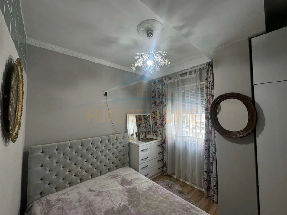 Tirane, jepet me qera apartament 1+1 Kati 4, 47 m² 400 € (Teodor Keko)