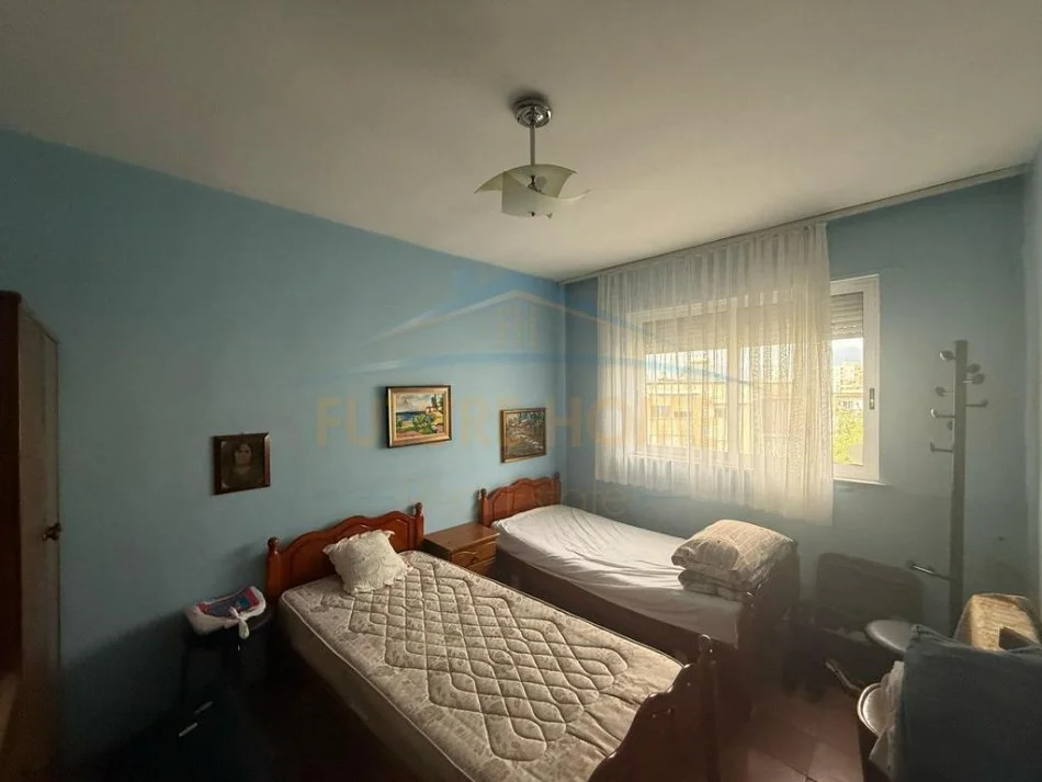 Tirane, jepet me qera apartament 2+1 Kati 5, 68 m² 550 € (Mine Peza)