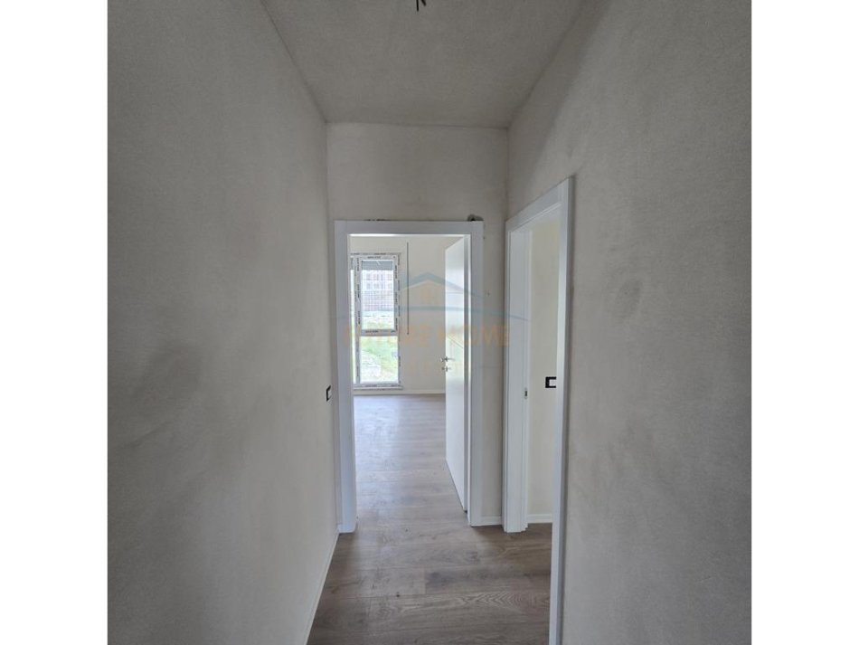 Shitet, Apartament 2+1+2, Jordan Misja Bulevardi i Ri, Tirane