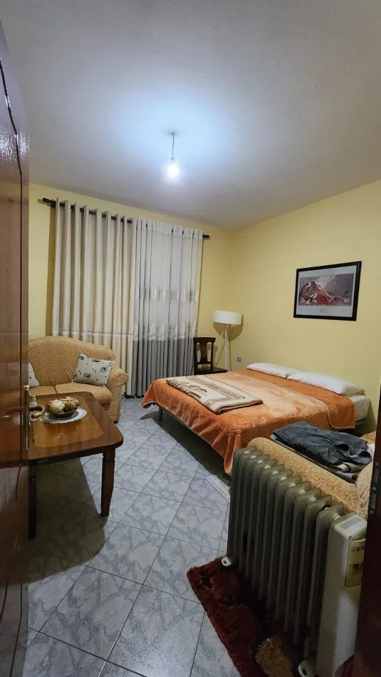 Tirane, shitet Vile 4+1 , 650.000 € 