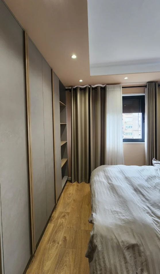 Tirane, shitet apartament 2+1+Ballkon Kati 3, 117 m² 335.000 € 