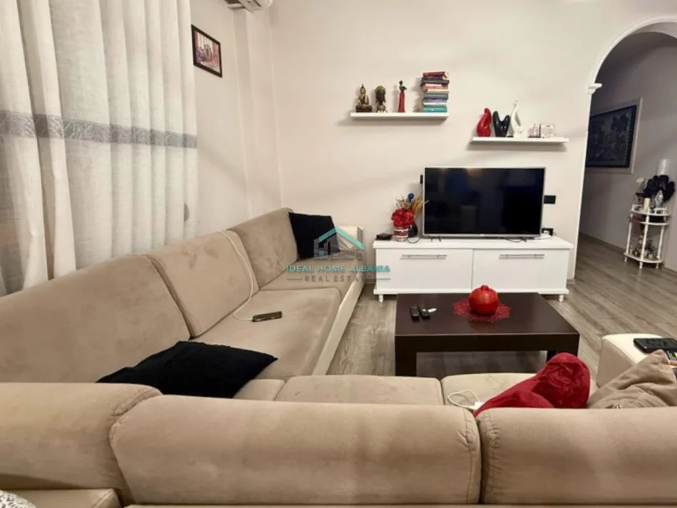 Vlore, shitet apartament 2+1+Ballkon Kati 6, 107 m² 185.000 € (skele vlore)