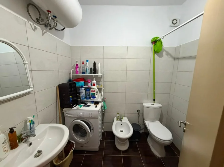 Sarande, shes apartament 1+1 Kati 1, 57 m² 130.000 € (Miltat Hoxha)