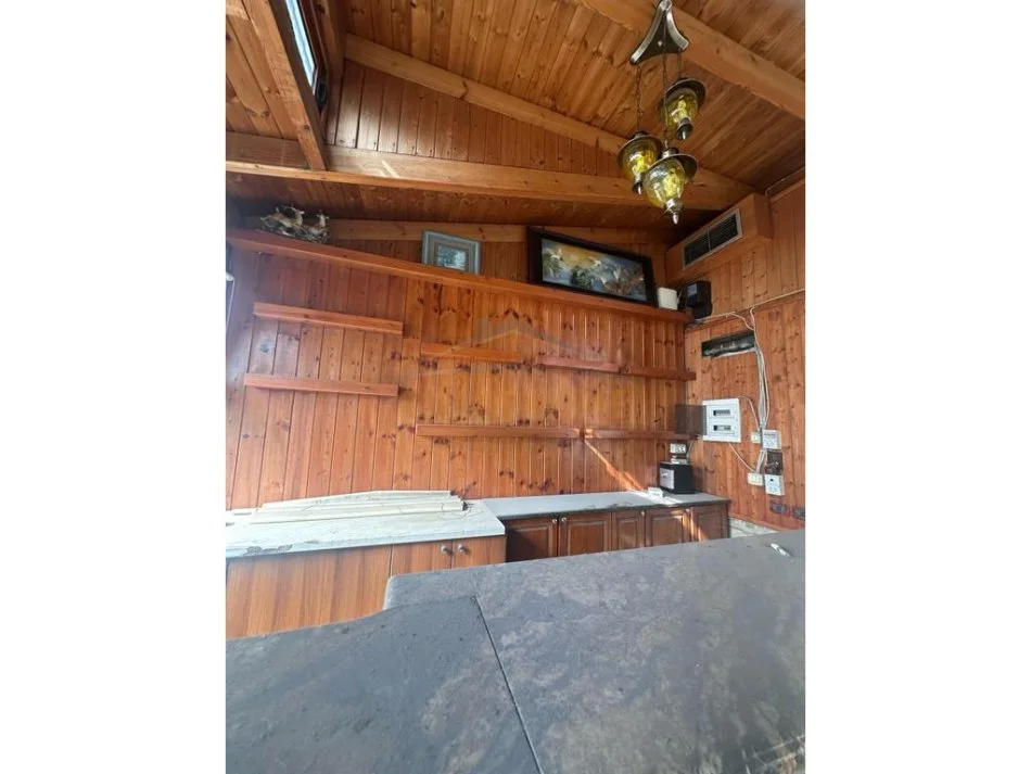 Durres, jepet me qera ambjent biznesi , 53 m² 500 € (Stadiumi ,Durres)