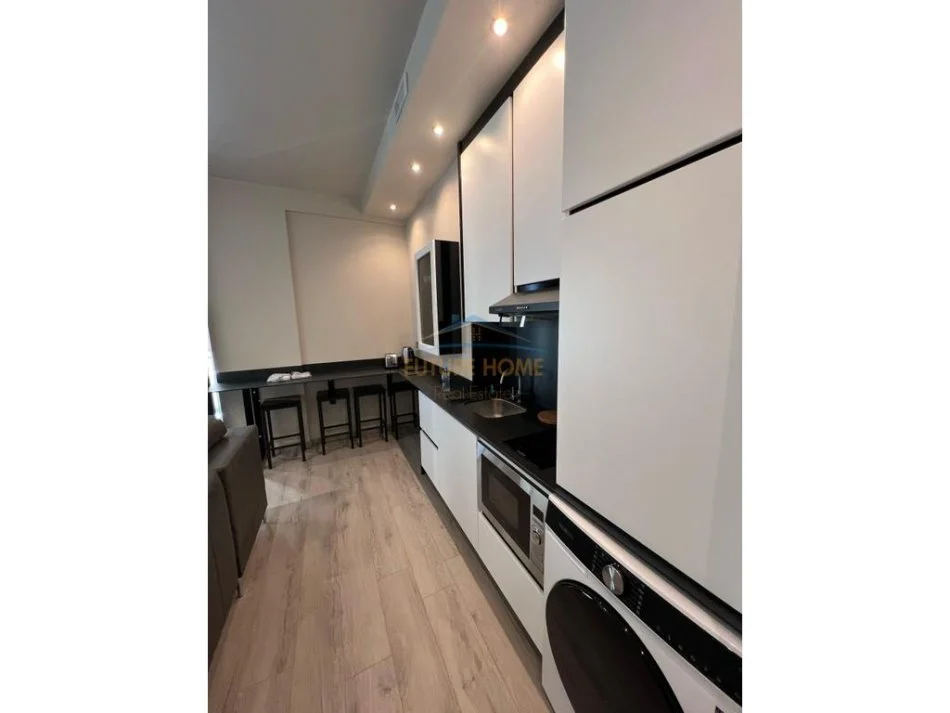 Tirane, jepet me qera apartament 1+1 Kati 2, 50 m² 600 € 