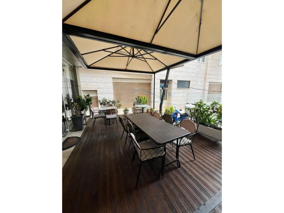 Durres, jepet me qera bar-kafe , 148 m² 1.500 € (Port Street, Durres)