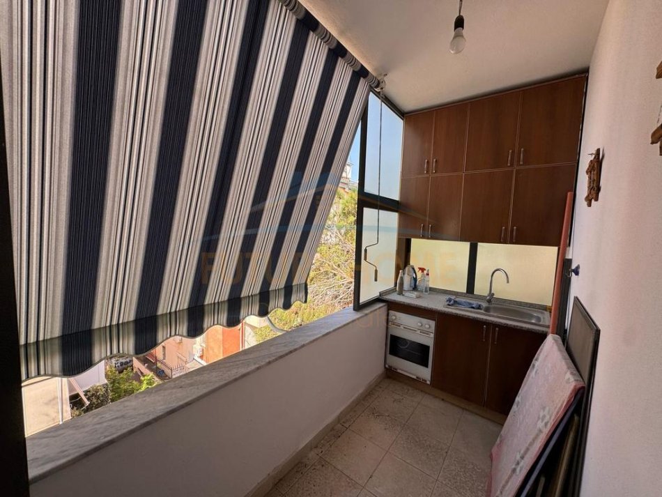 Durres, shitet apartament 1+1+Ballkon Kati 4, 60 m² 65.000 € (Shkembi Kavajes, Durres)