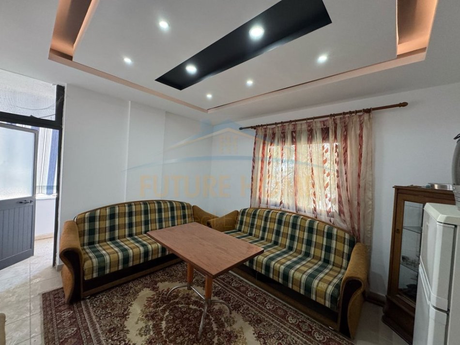 Durres, shitet apartament 1+1+Ballkon Kati 4, 60 m² 65.000 € (Shkembi Kavajes, Durres)
