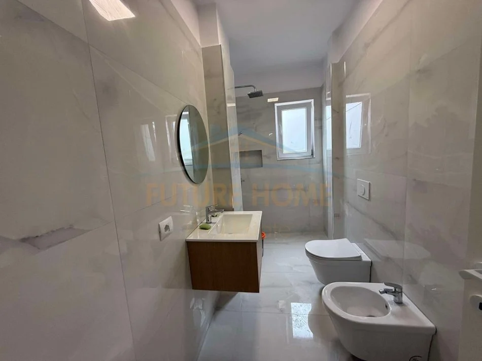 Tirane, shitet apartament 2+1 Kati 2, 98 m² 162.000 € (Rruga Dritan Hoxha)
