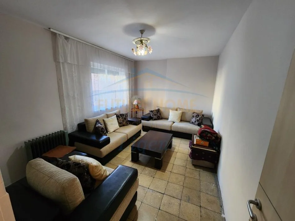 Tirane, shitet Kati 3, 88 m² 185.000 € (SHKOLLA BALETIT)