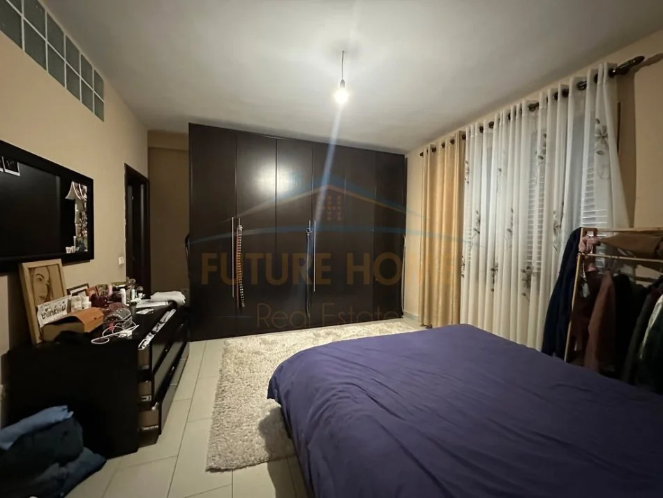 Tirane, shitet apartament Kati 2, 160 m² 190.000 € (UNAZA E RE)