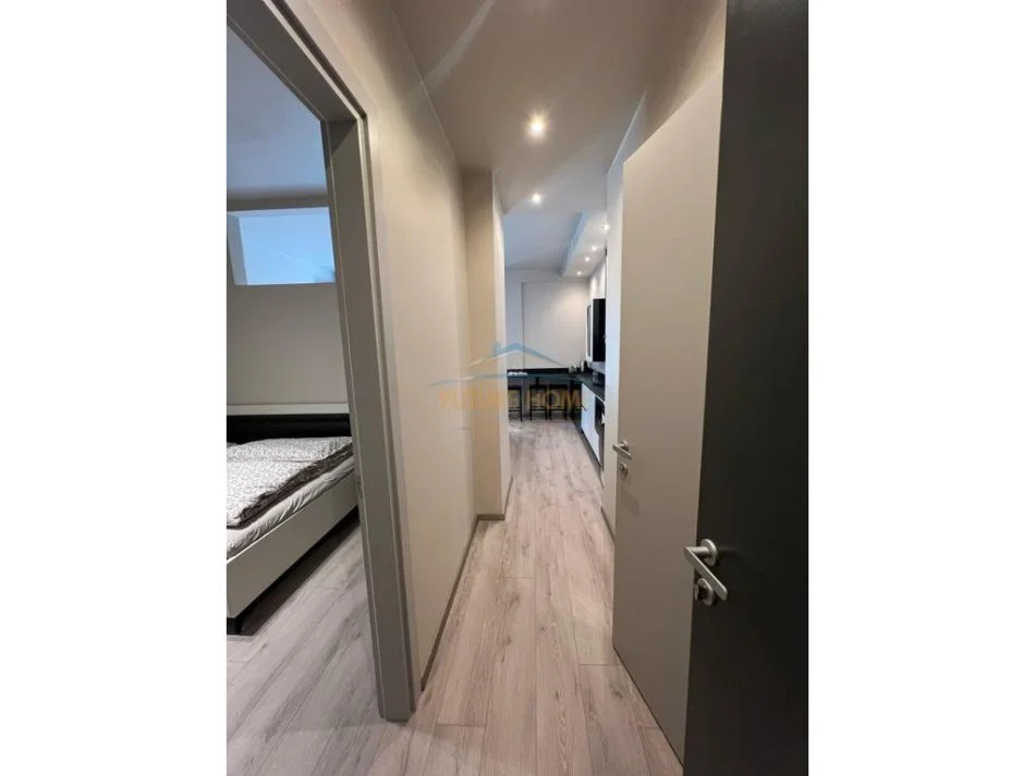 Tirane, jepet me qera apartament 1+1 Kati 2, 50 m² 600 € 