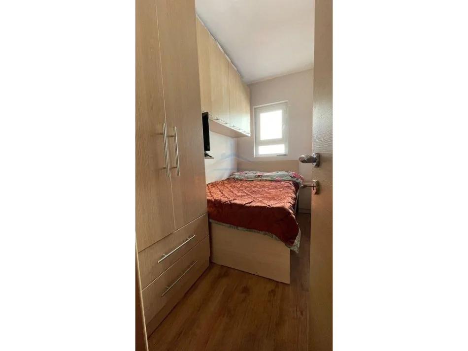 Tirane, jap me qera apartament 2+1 Kati 5, 82 m² 600 € (Rruga Mine Peza)