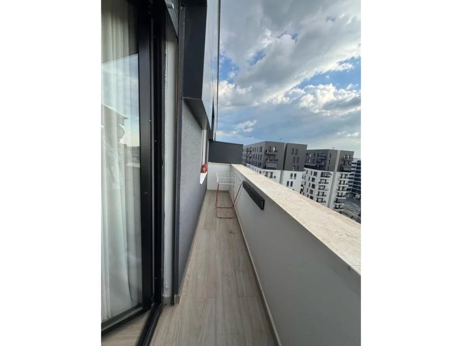 Tirane, jepet me qera apartament 1+1+Ballkon Kati 8, 46 m² 600 € (don bosko)