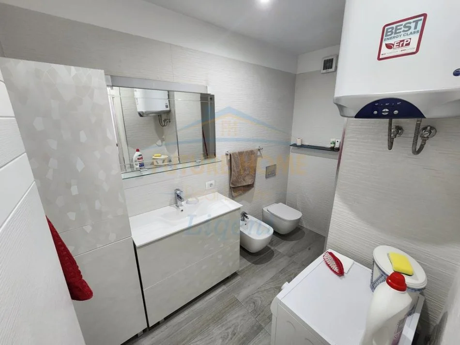 Tirane, jepet me qera apartament 2+1 Kati 2, 85 m² 550 € (Kodra e Diellit)