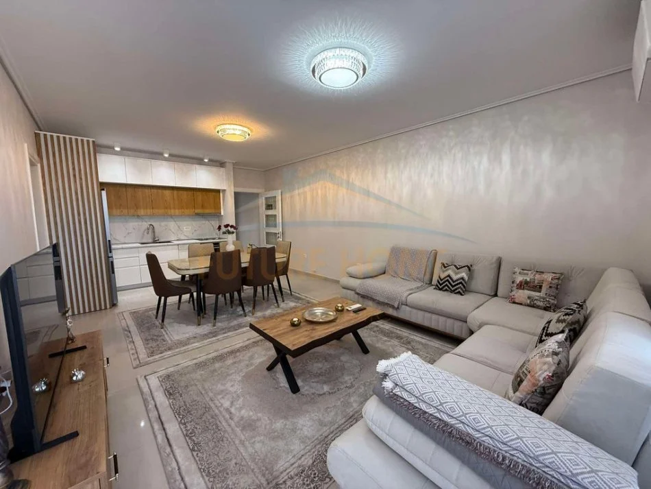 Tirane, jepet me qera apartament 2+1 Kati 2, 100 m² 450 € (PRANE ARDENOS)    UNA52479