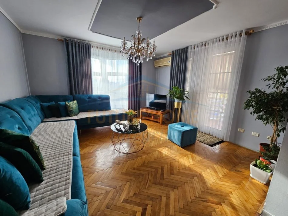Tirane, shes apartament 2+1 , 92 m² 178.000 € (rruga e dibres)