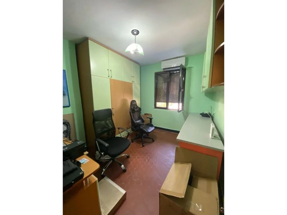 Tirane, jepet me qera apartament 2+1+Ballkon Kati 3, 72 m² 700 € (Myslym Shyri)