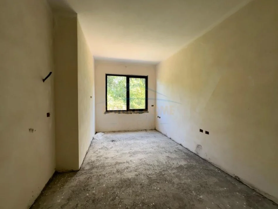 Tirane, shitet apartament 2+1 Kati 5, 130 m² 221.000 € (Rruga e Elbasanit)