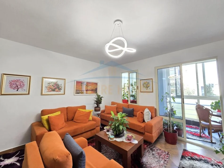 Durres, shitet apartament 2+1+Ballkon Kati 3, 98 m² 180.000 €