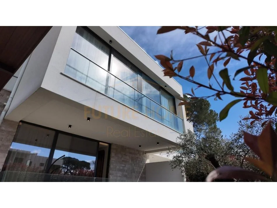 Gjiri Lalezit | Hamallaj, shitet Vile 2 Katshe , 178 m² 750.000 € (SAN PIETRO GJIRI I LALZIT)