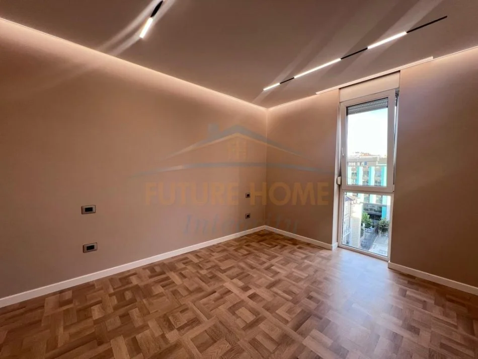 Tirane, jepet me qera zyre Kati 7, 120 m² 1.800 € (Ambasador 3)