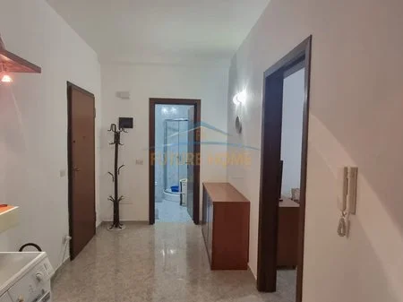 Qira, Apartament 1+1, Pazari i Ri, Tirane. AREA52600