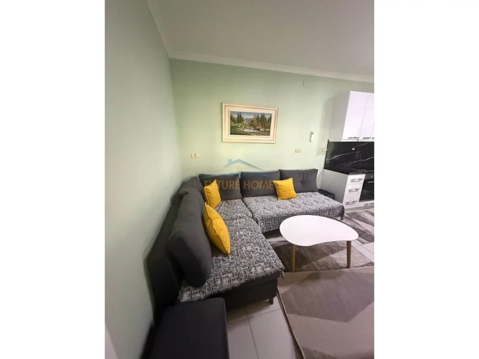 Tirane, jepet me qera apartament 1+1 Kati 5, 60 m² 450 € (Don Bosko)