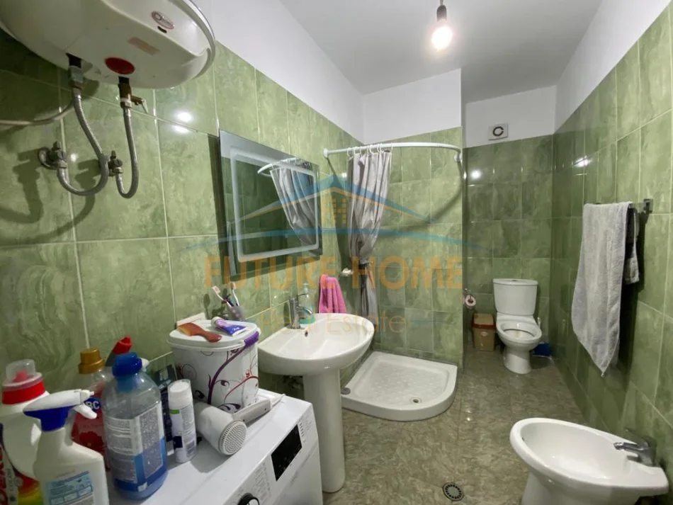 Tirane, shes apartament 1+1+Aneks+Ballkon Kati 8, 66 m² 100.000 € (BESIM ALLA MISTOMAME)