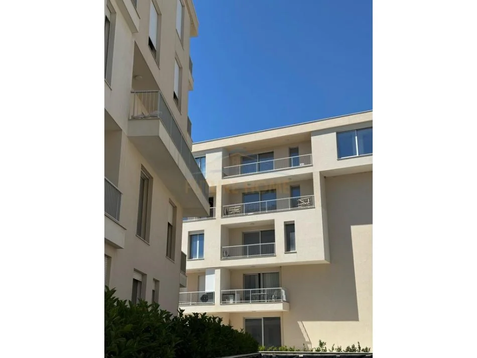 Durres, shitet apartament 2+1 Kati 3, 138 m² 302.874 € (Kompleksi "Polifunksional " ,Currila, Durrës)