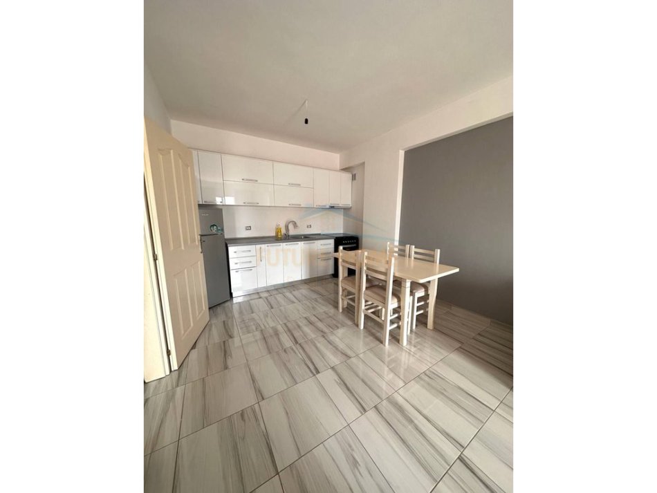 Durres, shes apartament 1+1 Kati 9, 57 m² 68.000 € (Shkembi i Kavajes, Durrës)