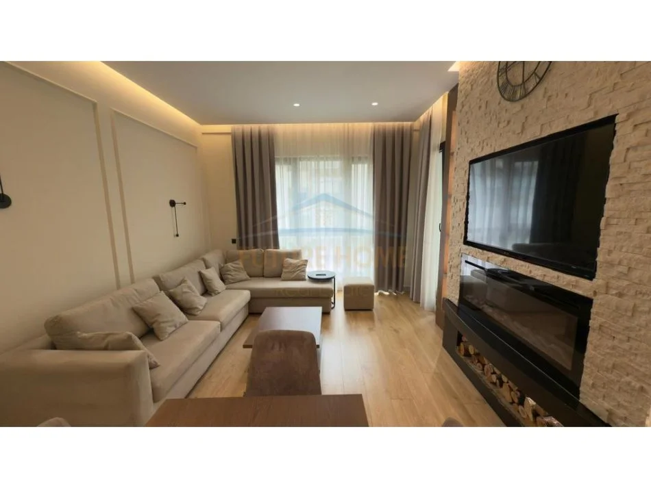 Tirane, jepet me qera apartament 1+1 Kati 5, 76 m² 800 € (Rruga e Kavajes)