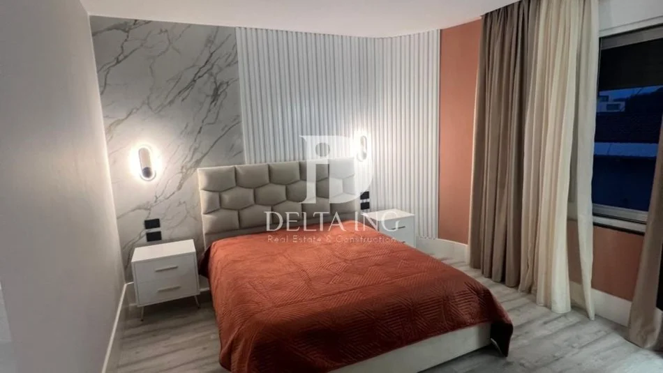 Tirane, jepet me qera apartament 2+1 Kati 11, 2.000 € (Bllok)