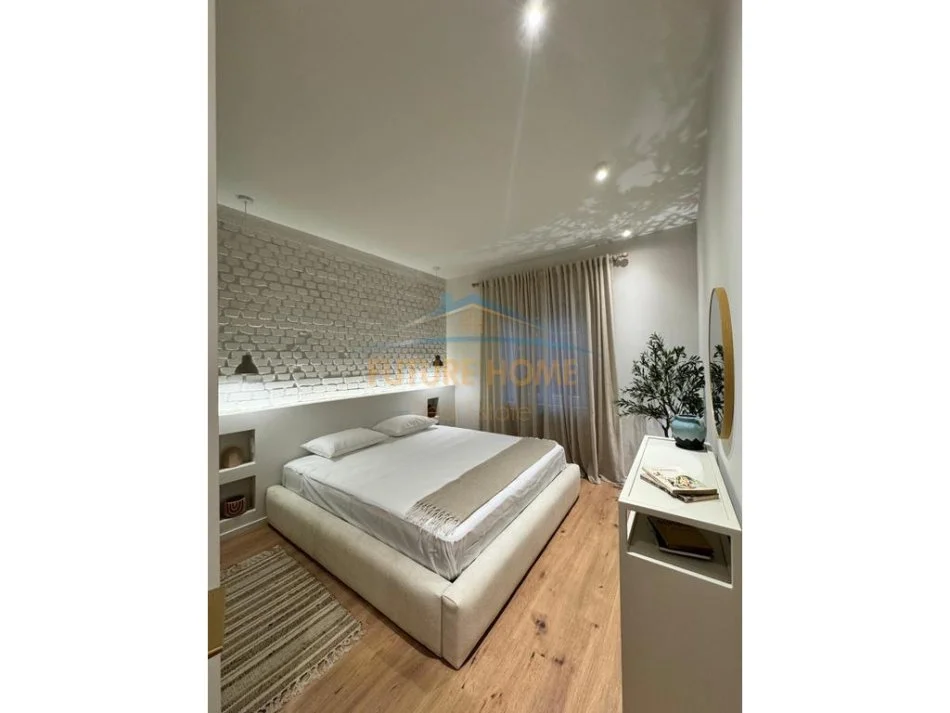 Tirane, jepet me qera apartament 2+1+Ballkon Kati 2, 62 m² 800 € (Myslym Shyri)