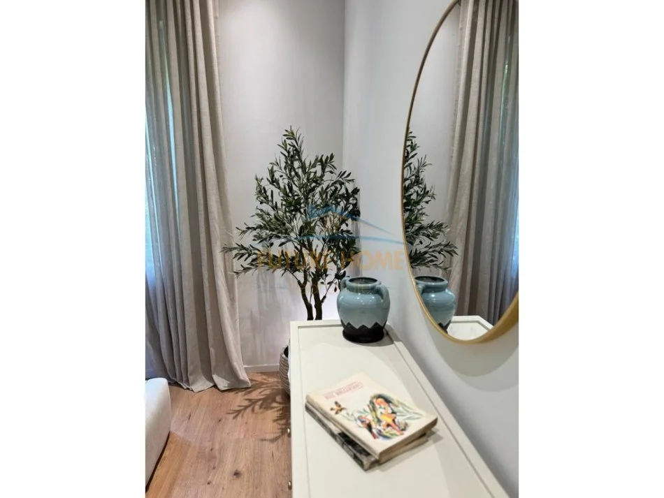 Tirane, jepet me qera apartament 2+1+Ballkon Kati 2, 62 m² 800 € (Myslym Shyri)