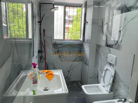 Tirane, shitet apartament 2+1 Kati 1, 72 m² 188.000 € (Rruga e Kavajes, AREA49043)