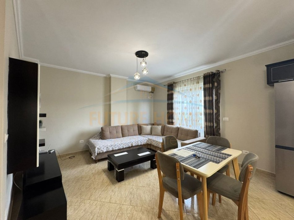 Tirane, shitet apartament 2+1+Ballkon Kati 5, 95 m² 155.000 € (UNAZA RE)   UNA52734