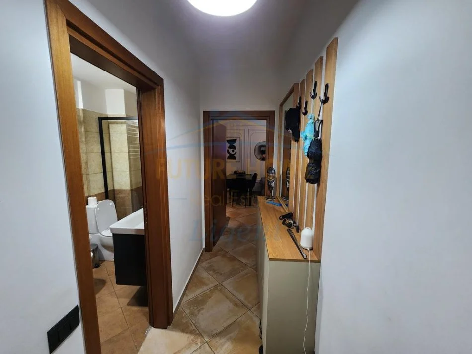 Tirane, shitet apartament 1+1+Ballkon Kati 3, 63 m² 155.000 € (KODRA E DIELLIT)