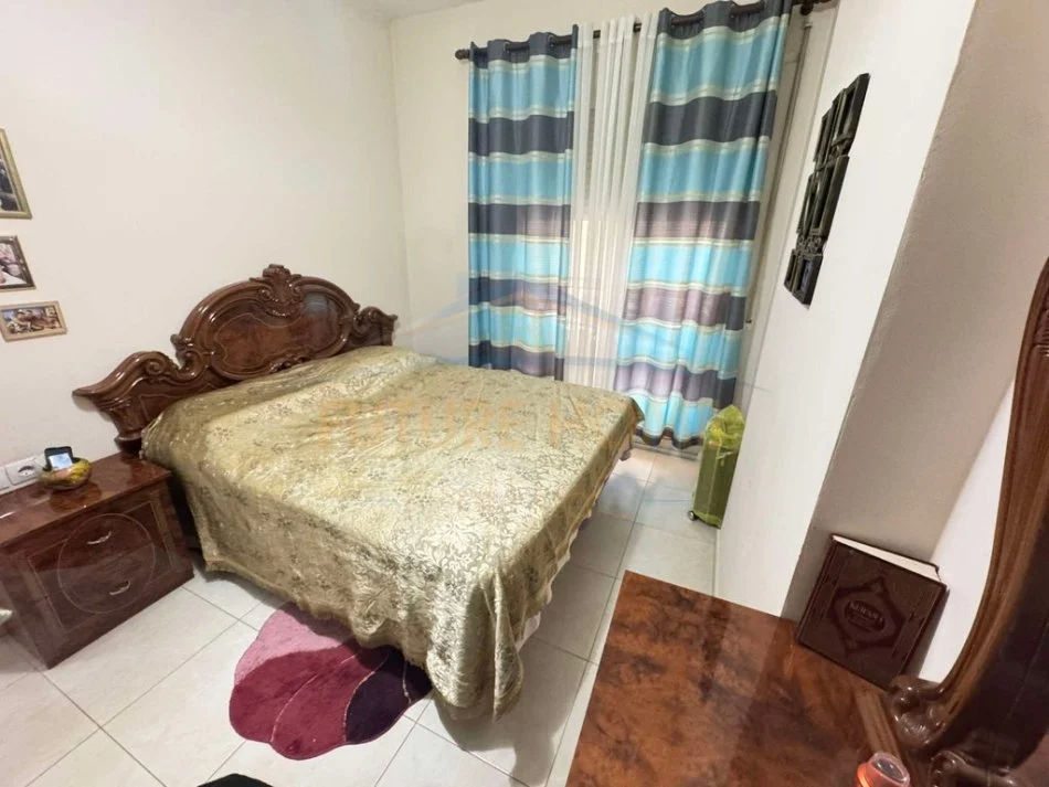 Tirane, jepet me qera apartament 1+1 Kati 6, 75 m² 500 € (Unaza e re)