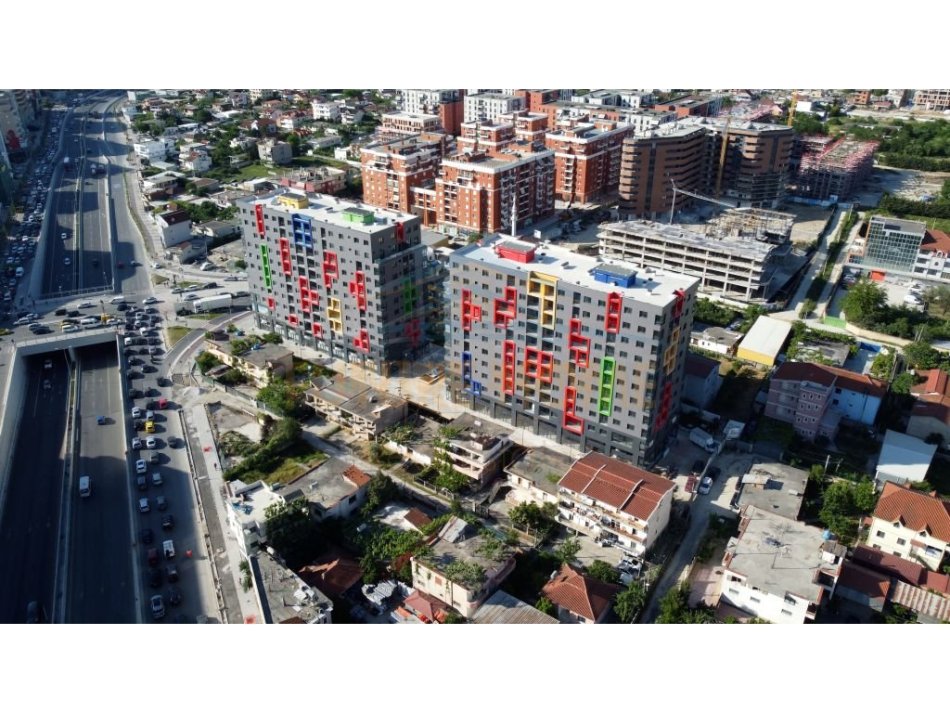 Tirane, shitet apartament 2+1 Kati 7, 86 m² 170.000 € (Unaza e Re)