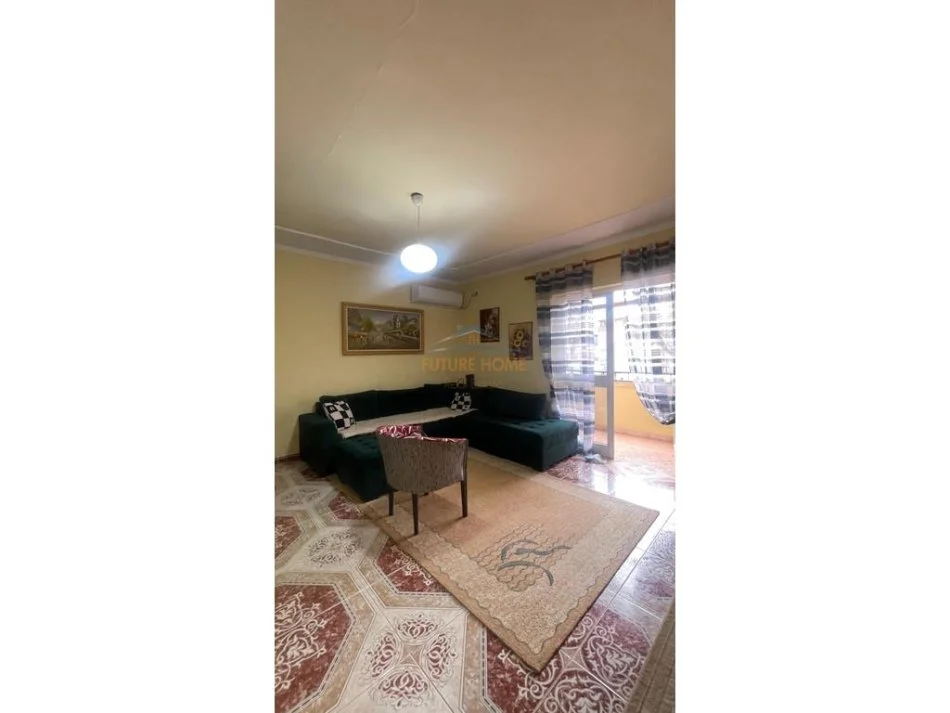 Shitet, Apartament 2+1, Rruga Kongresi Manastirit, Tirane.AREA52783