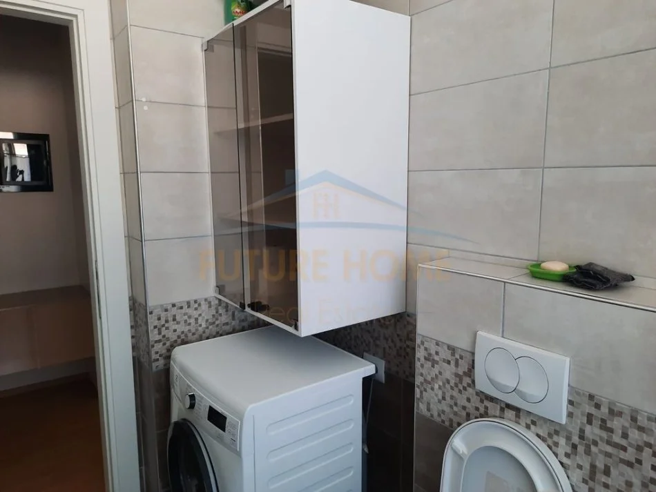 Tirane, jepet me qera apartament 2+1 Kati 3, 90 m² 750 € (Rruga e Kavajes)