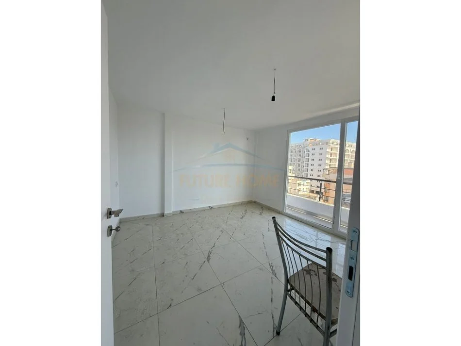 Golem, shitet apartament 2+1 Kati 6, 75 m² 100.000 € 