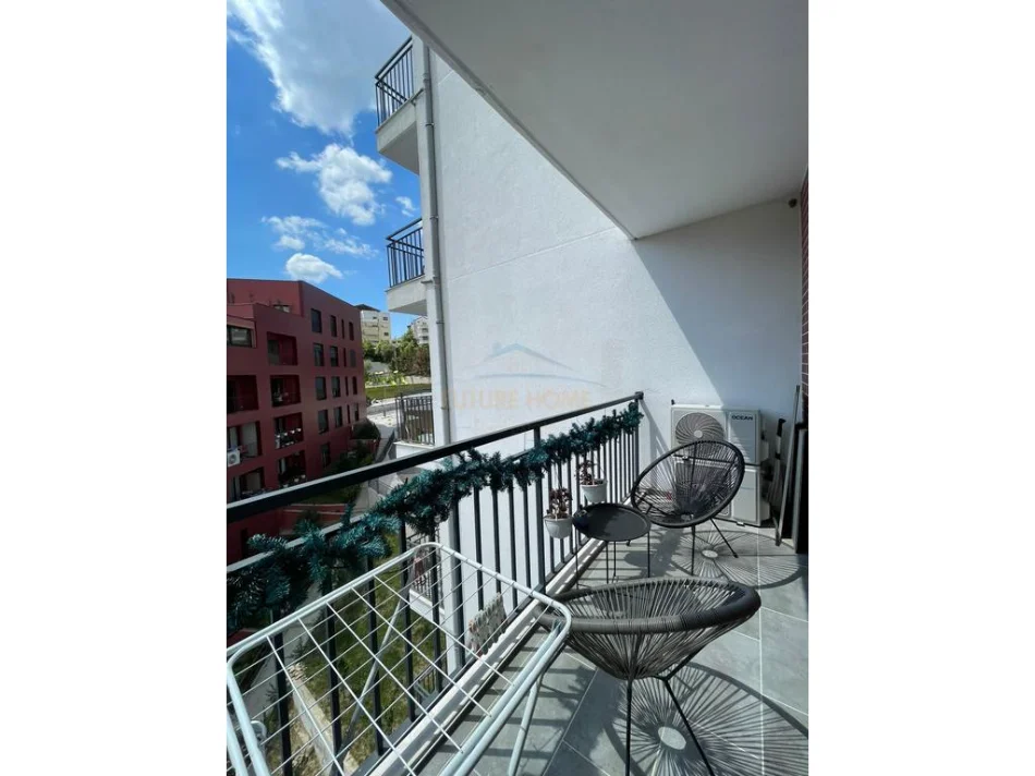 Tirane, jepet me qera apartament 2+1+Ballkon Kati 5, 87 m² 800 € (Kodra e Diellit, Tiranë)